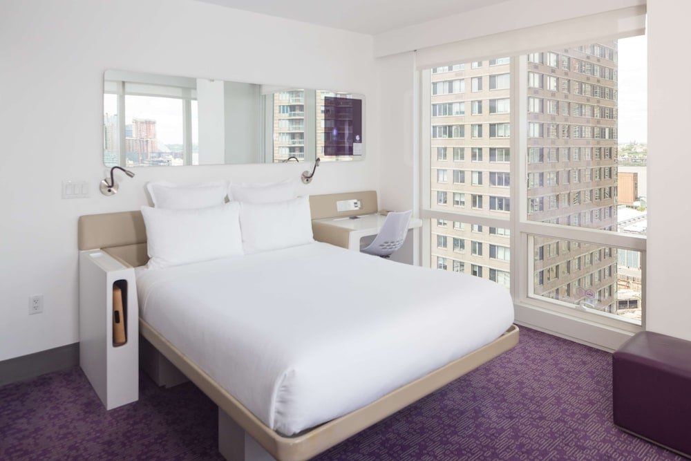 Двухместный  First Class Junior Suite with Terrace YOTEL New York Times Square