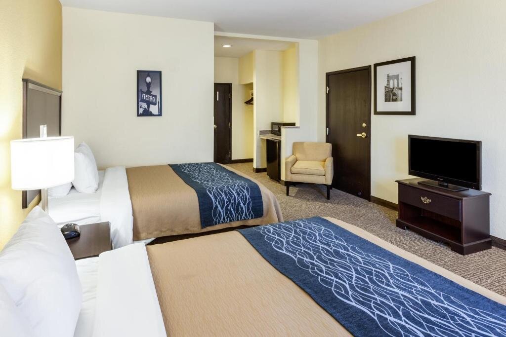 Двухместный номер Standard Comfort Inn & Suites Texas Hill Country