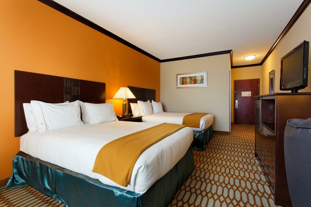 Standard Vierer Zimmer Holiday Inn Express Hotel & Suites Corpus Christi-Portland, an IHG Hotel