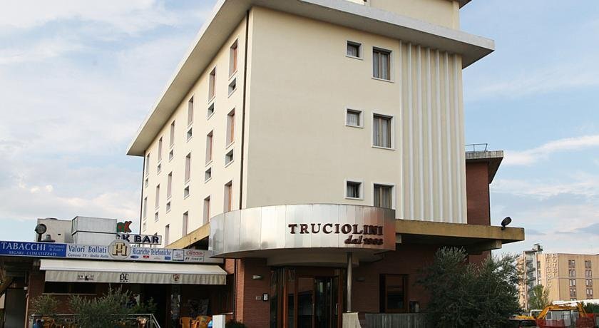 Hotel Truciolini Arezzo Tuscany. Book hotel Hotel Truciolini