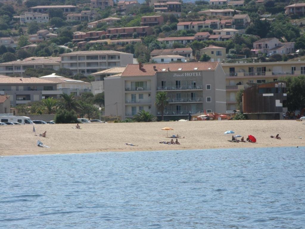 Habitación triple Estándar con vista al mar Hôtel Beach