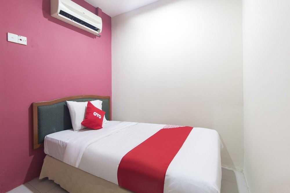 Standard room OYO 89586 Hotel MNY Wangsa Inn