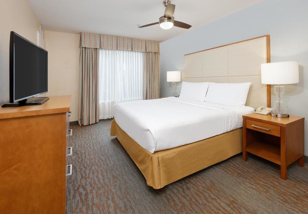 Люкс с 2 комнатами Homewood Suites by Hilton San Diego-Del Mar