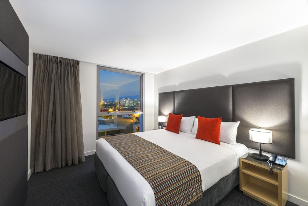 Номер Standard c 1 комнатой с балконом и с видом на город Mantra South Bank Brisbane