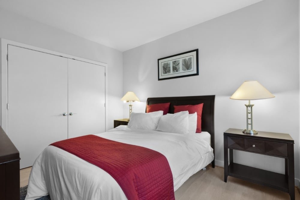 Апартаменты Luxury с 2 комнатами Bluebird Suites DC Financial District