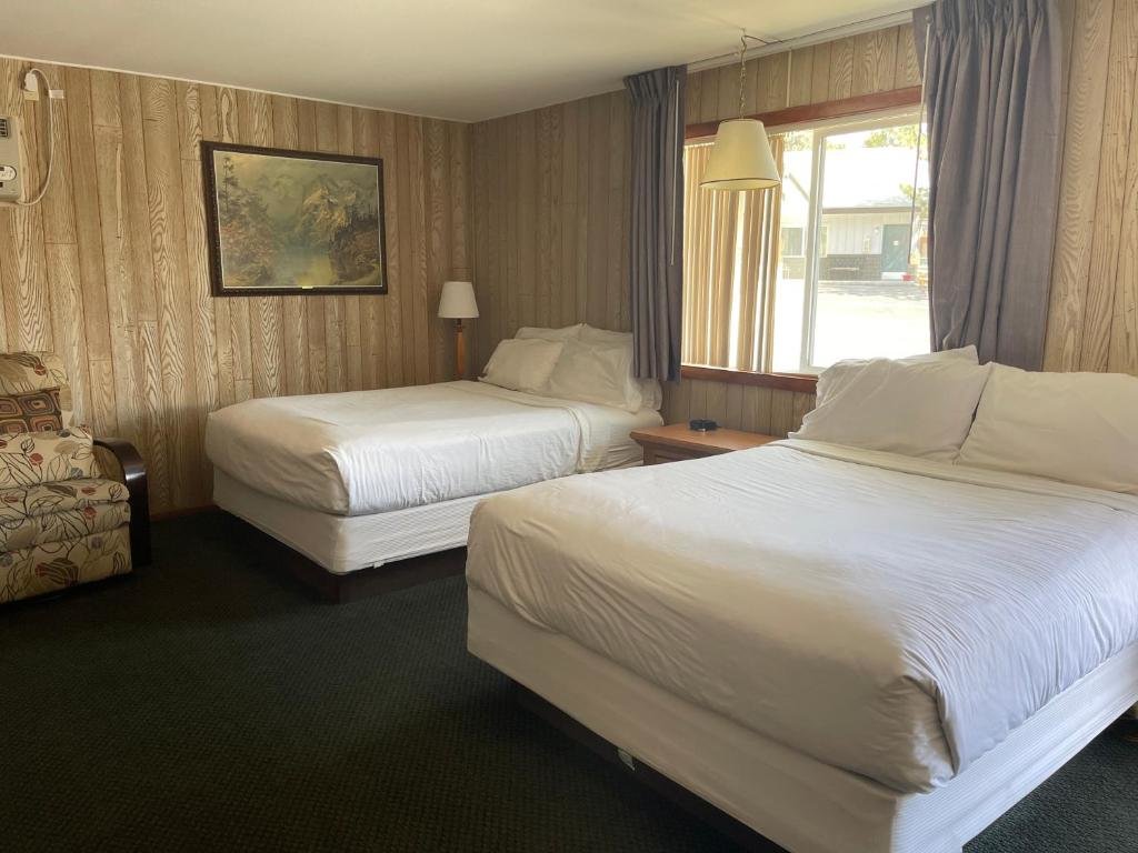 Deluxe Doppel Zimmer Saddle & Surrey Motel