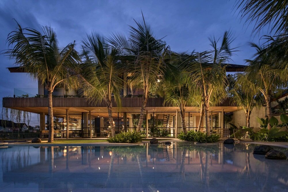 Villa Exceptional Architect's 5BR Villa, an Oasis Gem in Canggu Centre