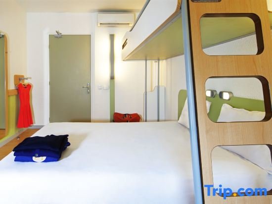 Standard Double room ibis budget Orgeval