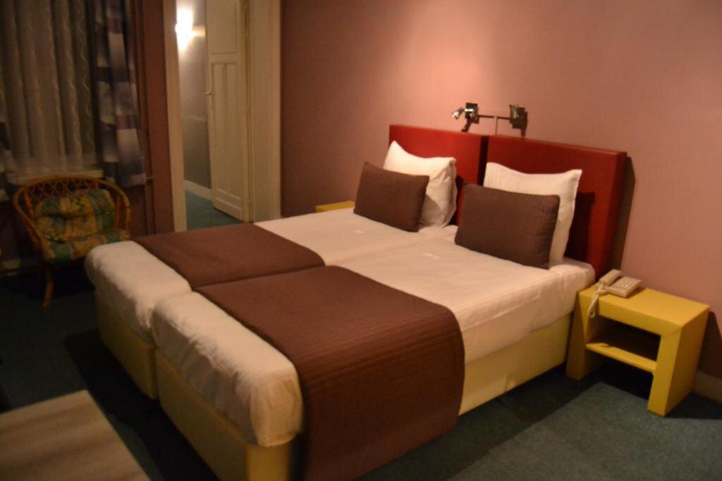 Standard quadruple chambre Hotel Derby MERODE