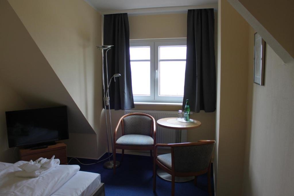 Standard Einzel Zimmer mit Meerblick Kurhotel Sanddorn