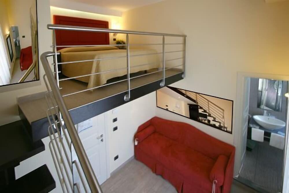 Camera doppia Comfort con balcone e con vista sulla città Blurooms