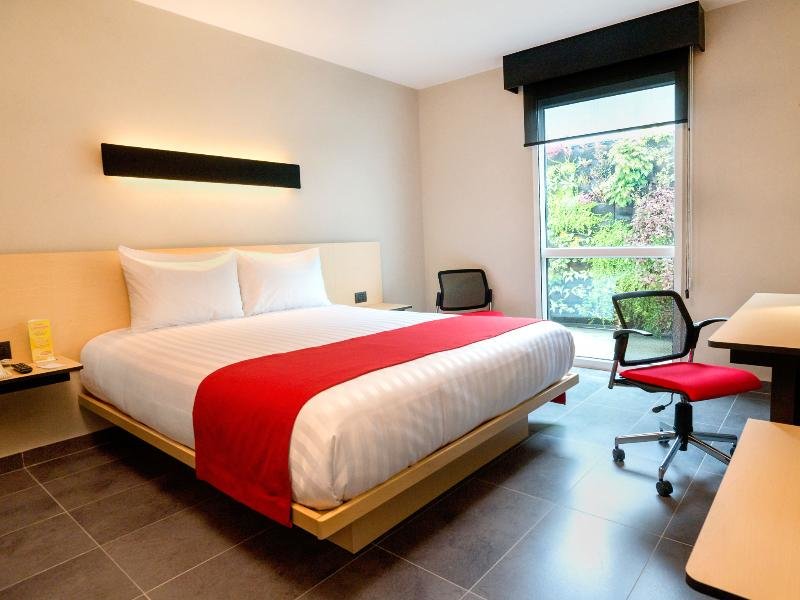 Номер Standard City Express Plus by Marriott Cali Colombia