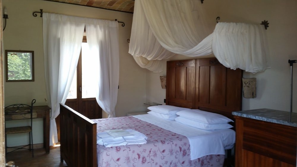 Standard Double room with balcony Agriturismo Borgo San Martino