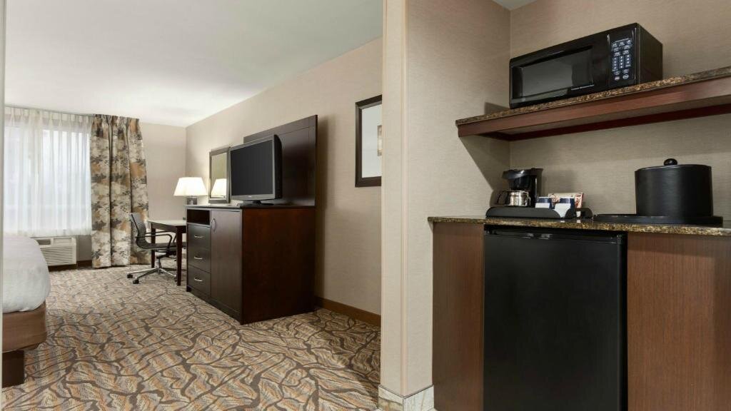 Другое Holiday Inn Hotel & Suites Gateway, an IHG Hotel
