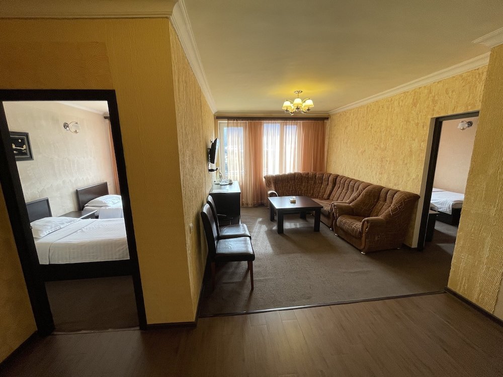 Четырёхместный семейный номер Standard Отель «Кировакан