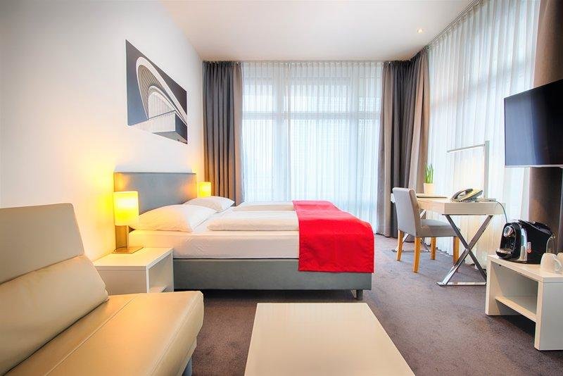 Кровать в общем номере Select Hotel Berlin Gendarmenmarkt