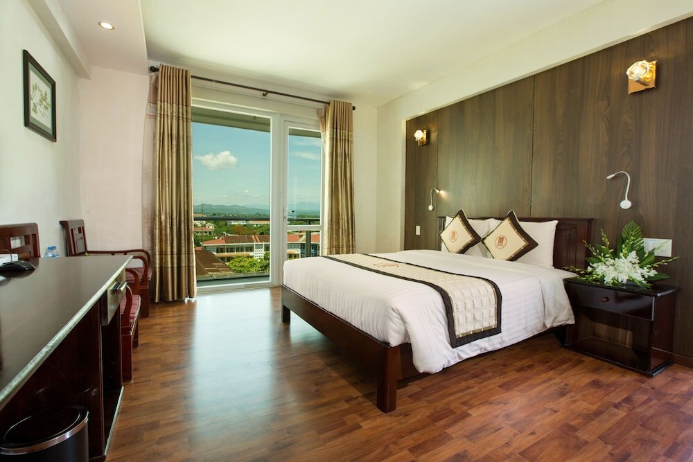 Deluxe Zimmer mit Balkon und mit Flussblick Midtown Hotel Hue