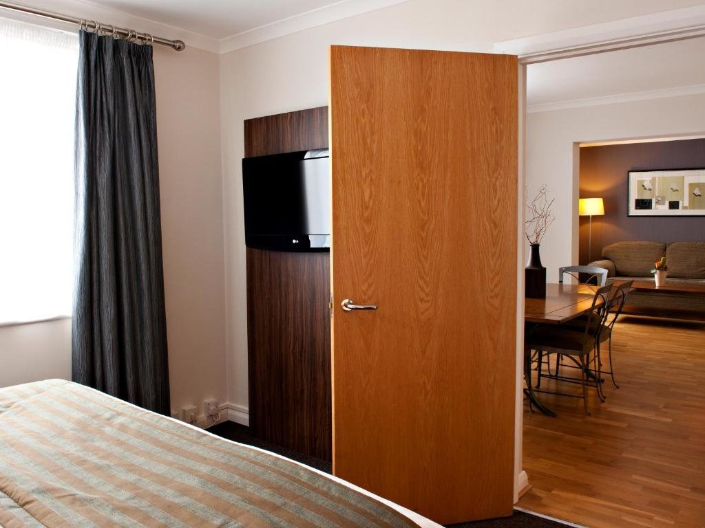 Двухместный люкс c 1 комнатой с видом на город Holiday Inn Liverpool City Centre, an IHG Hotel