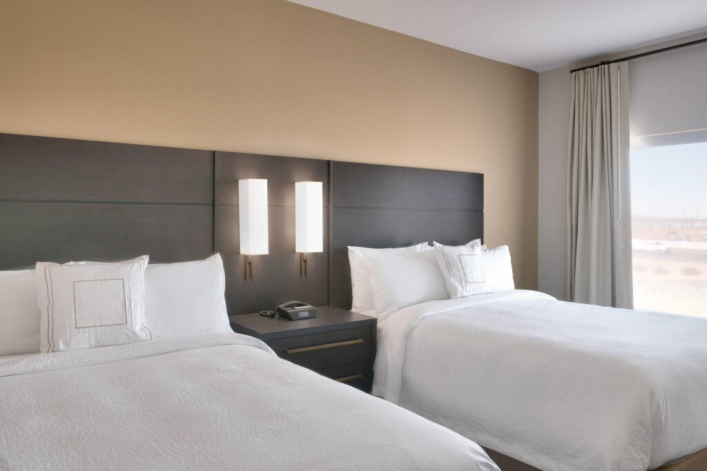 Двухместный люкс c 1 комнатой Residence Inn by Marriott Phoenix West/Avondale