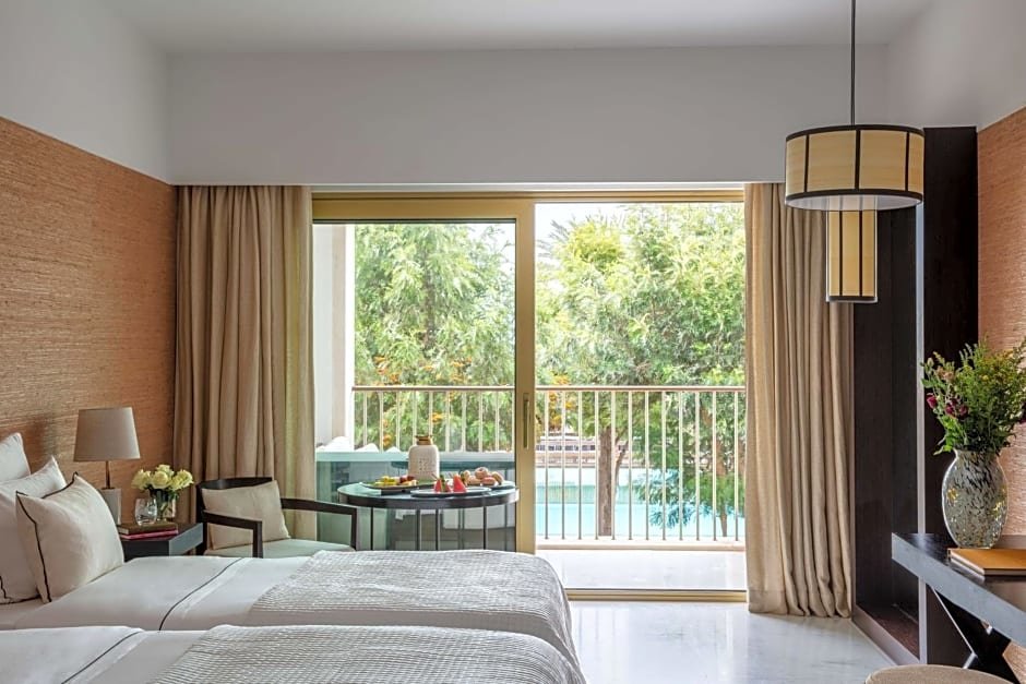 Семейный номер Standard с 2 комнатами с видом на бассейн Anantara Vilamoura Algarve Resort