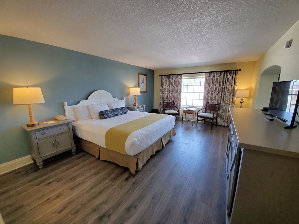 Suite Plantation Resort on Crystal River, Ascend Hotel Collection