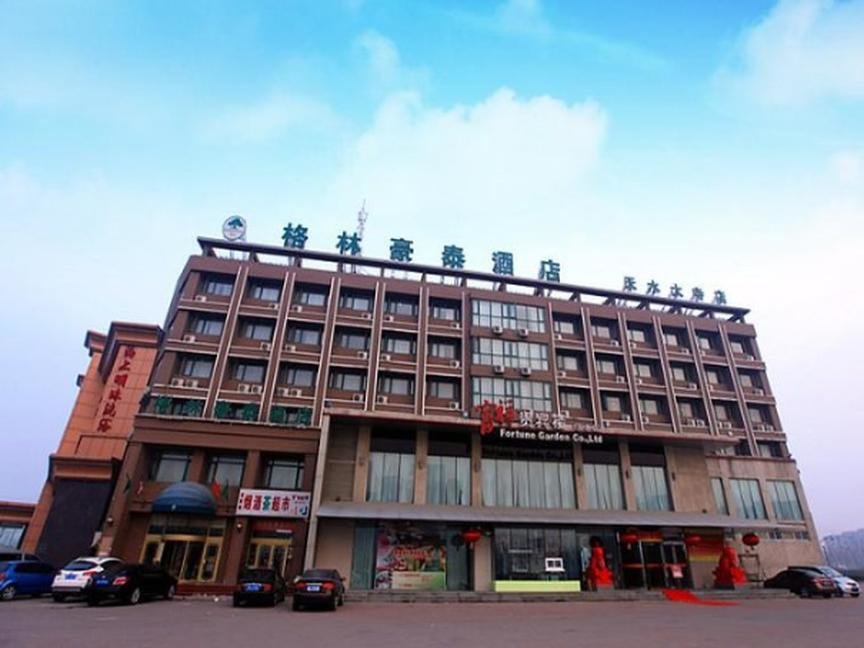 Люкс Luxury GreenTree Inn Tianjin Xiqin Development District Dasi Meijiang Exhibition Center Hotel