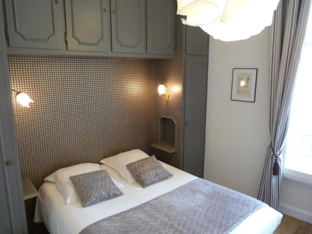 Superior Double room with street view Hôtel Le Bretagne