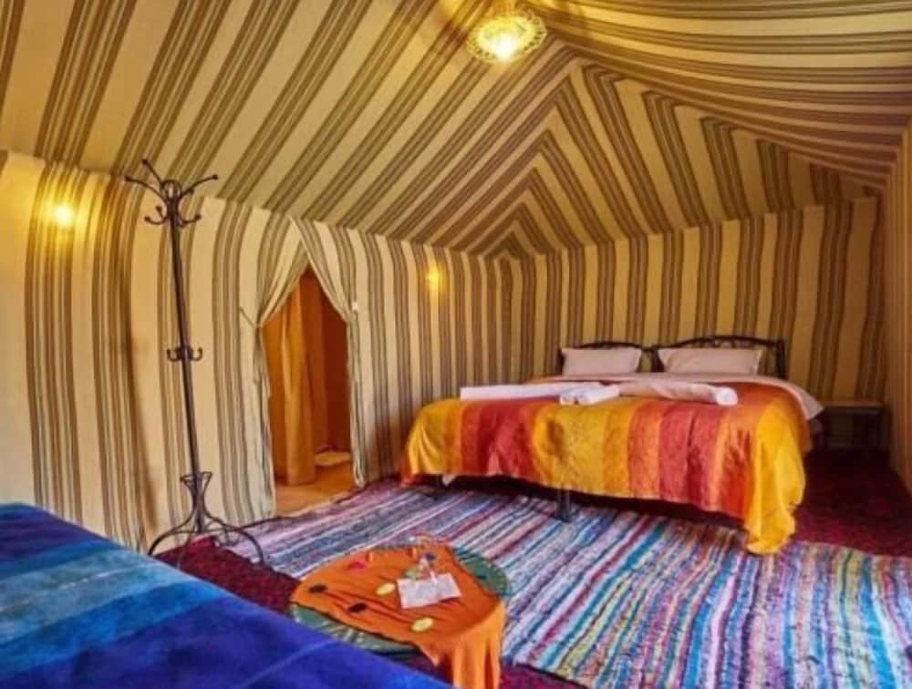 Standard quadruple chambre Desert Berber Fire-Camp