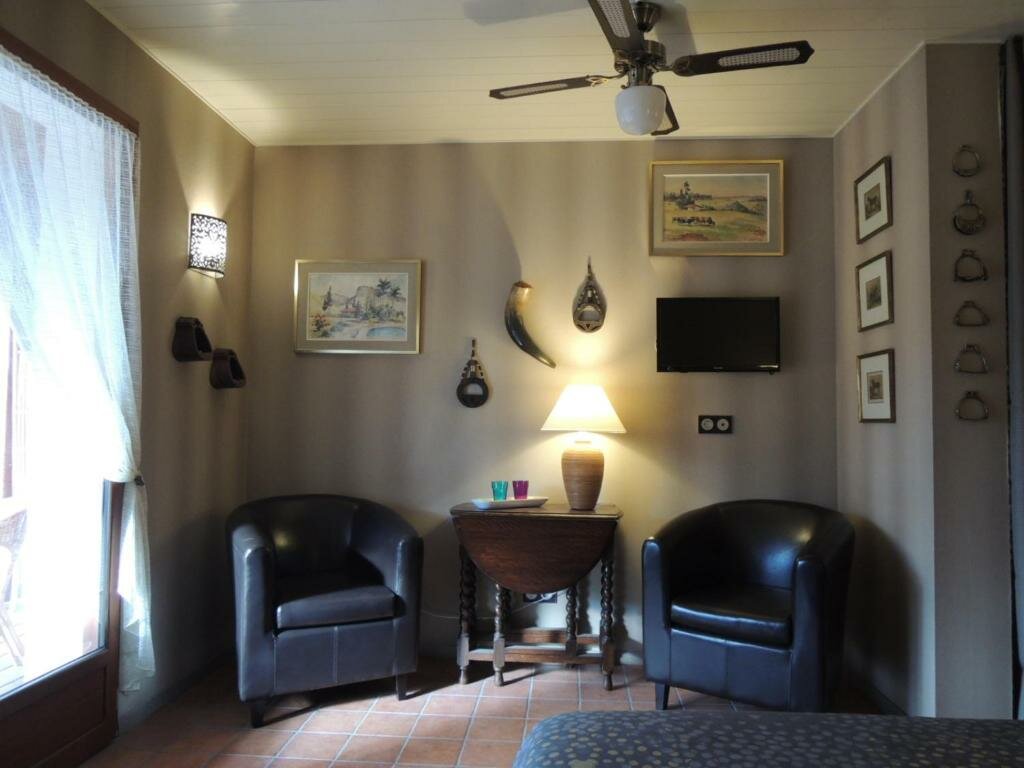 Standard Doppel Zimmer mit Poolblick Via Bahia - Maison d'hôtes