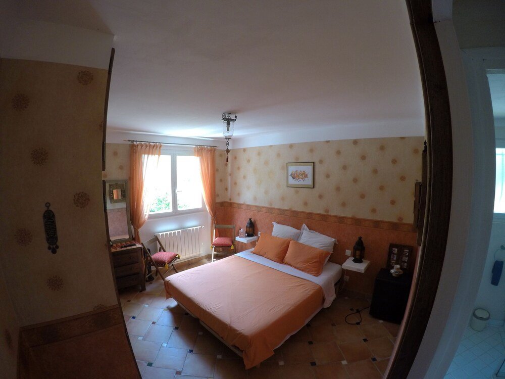 Standard Double room with pool view Chambres d'hotes au pays de Fayence