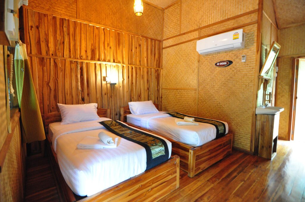 Standard double chambre avec balcon et Vue jardin Mek Kiri River Kwai Resort