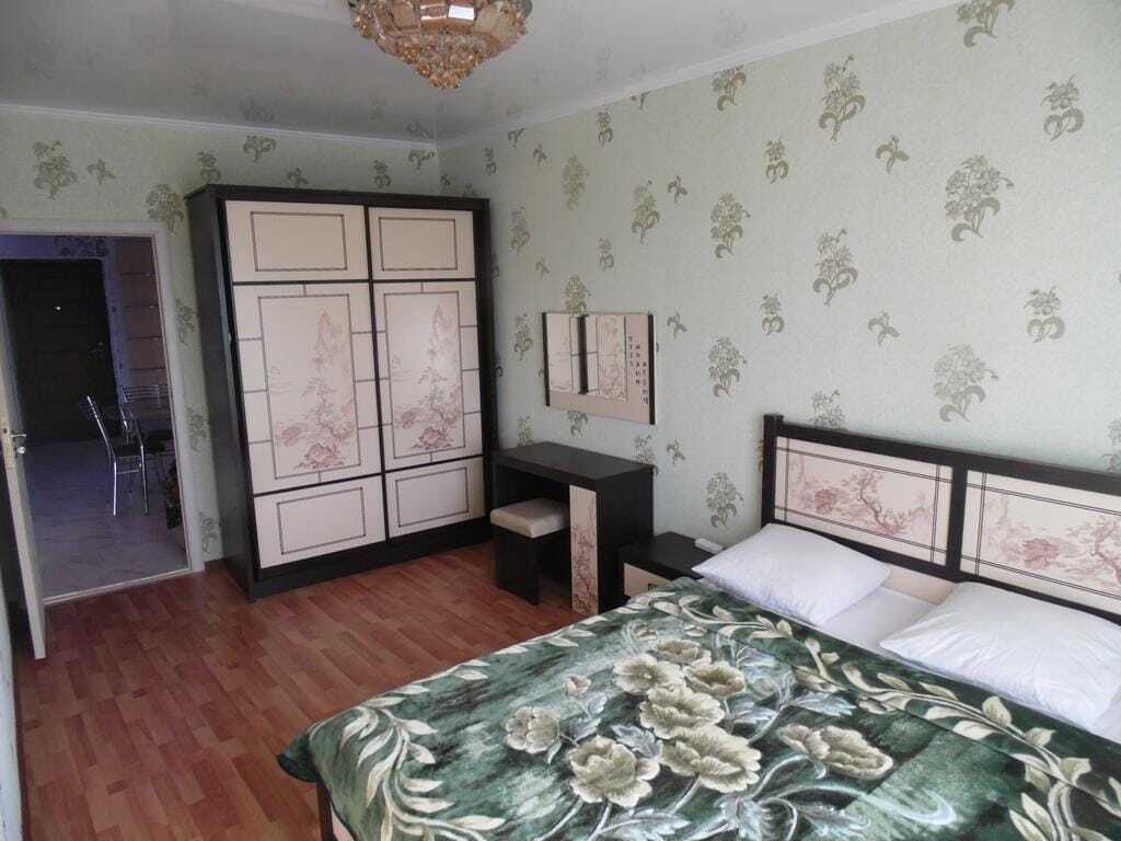 Апартаменты Apartment on Gorkovo 87 в Сочи, Большой Сочи. Забронировать  Apartment on Gorkovo 87, Gorkovo Ulitsa 87, 354000 Sochi