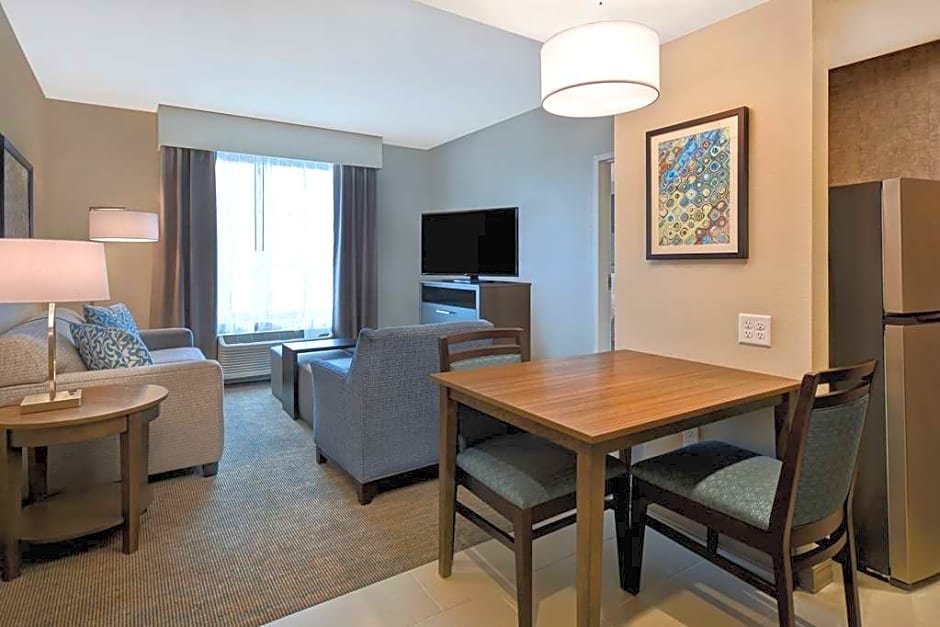 Suite cuádruple 1 dormitorio Homewood Suites by Hilton Orlando at Flamingo Crossings