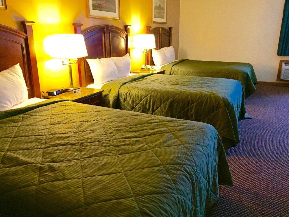 Standard Zimmer Executive Inn and Suites Waukegan