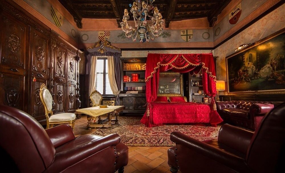 Luxus Suite 1 Schlafzimmer mit Blick auf den Park Castello di Torcrescenza