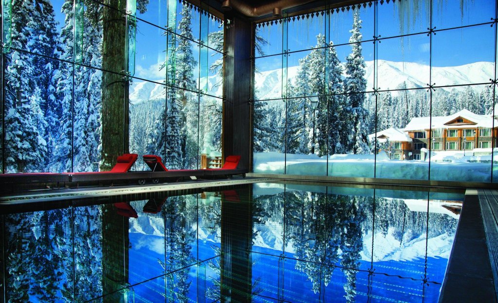 Номер Luxury The Khyber Himalayan Resort & Spa