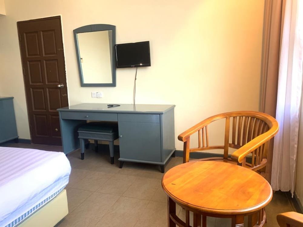 Standard Double room Super OYO Capital O 90146 Alh Continental Resort