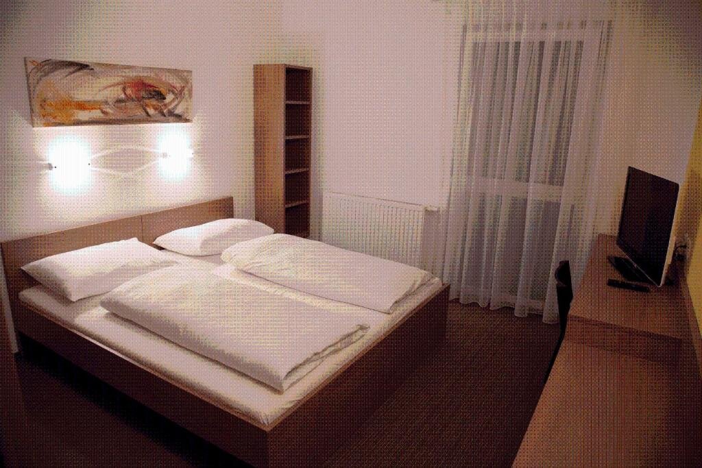 Standard Doppel Zimmer Fair-Price-Hotel