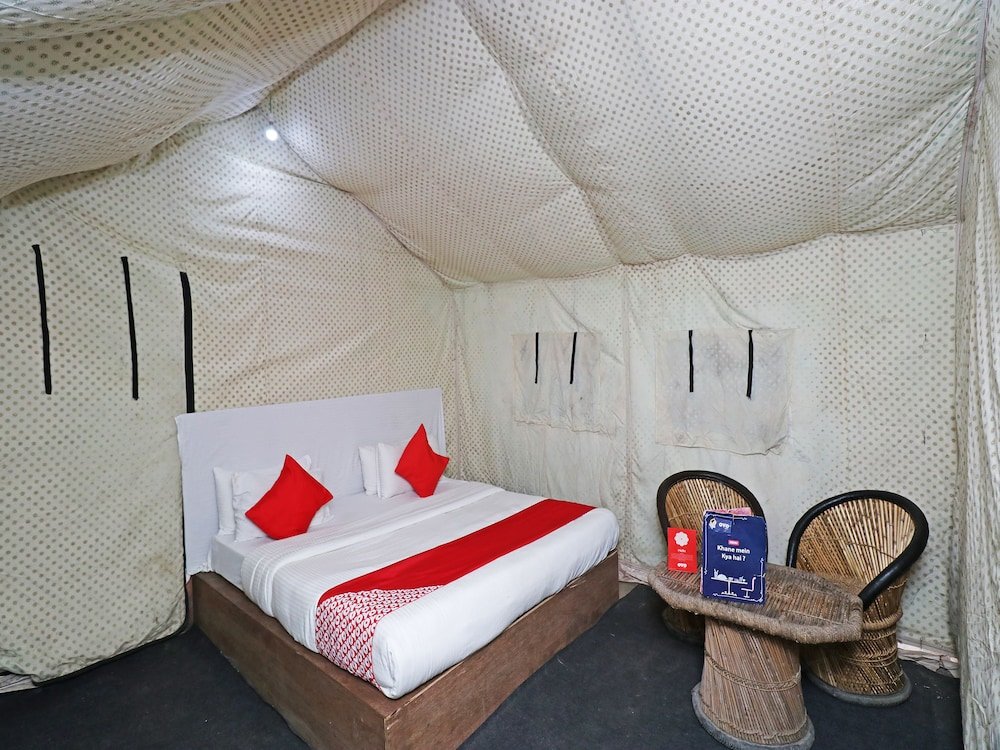 Standard Doppel Zimmer OYO 26673 The Royal Rishikesh - Campsite