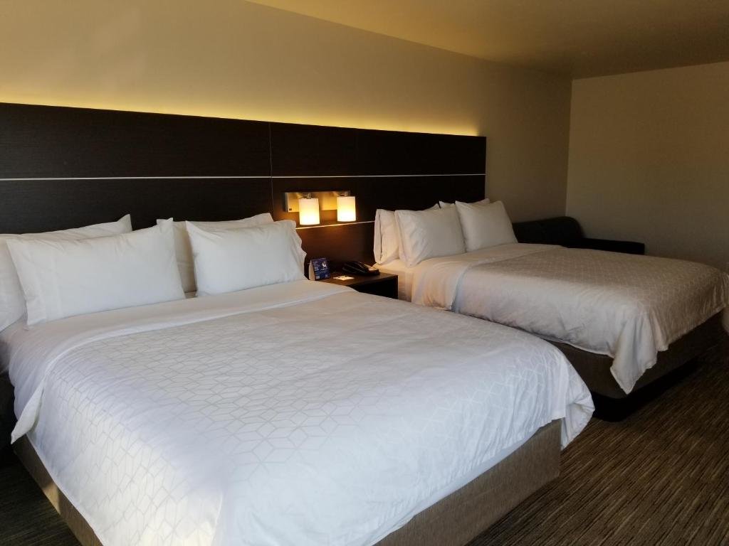 Habitación doble Estándar Holiday Inn Express & Suites Colorado Springs AFA Northgate, an IHG Hotel