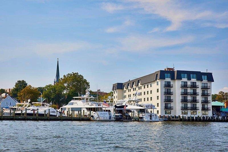 Standard Double room with water view Annapolis Waterfront Hotel, Autograph Collection