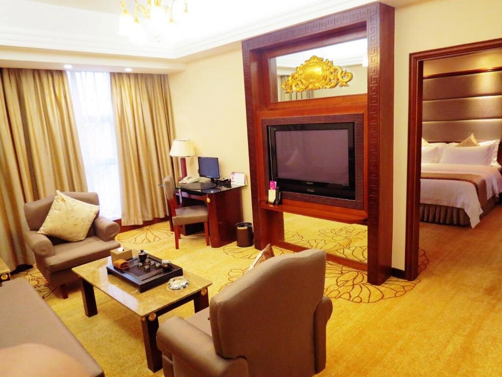 Люкс c 1 комнатой Rongjiang Hotel