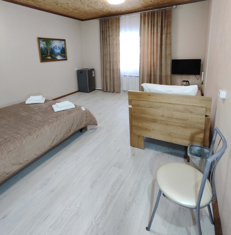 Standard Dreier Zimmer Mini-Otel Karamelka