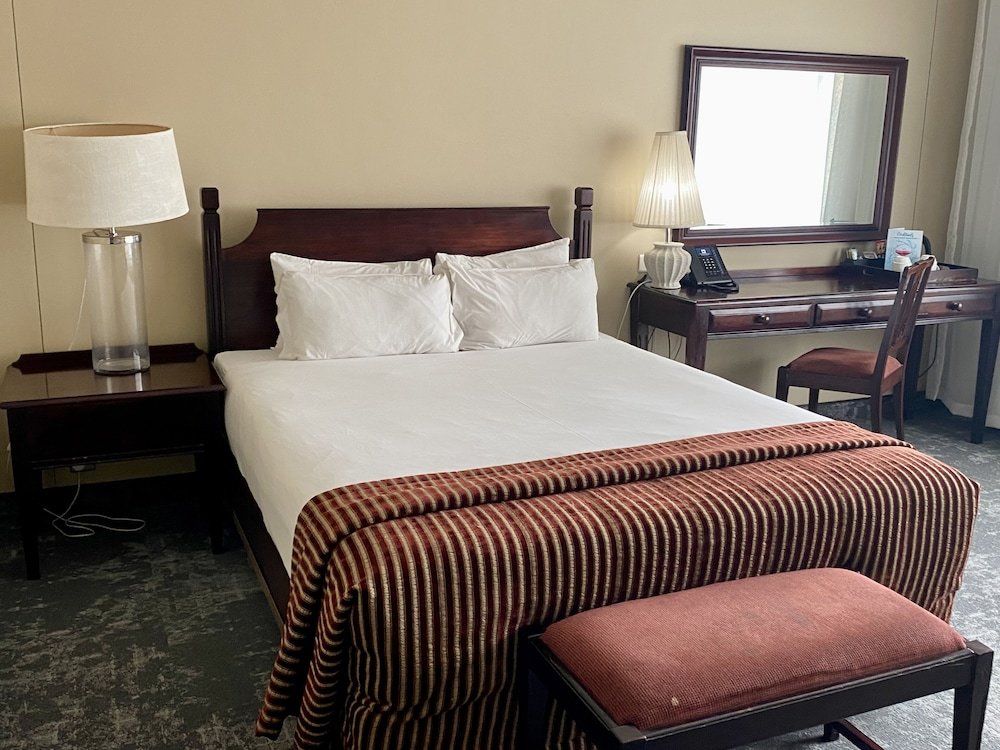 Двухместный номер Deluxe с видом на гавань The Royal Hotel by Coastlands Hotels & Resorts