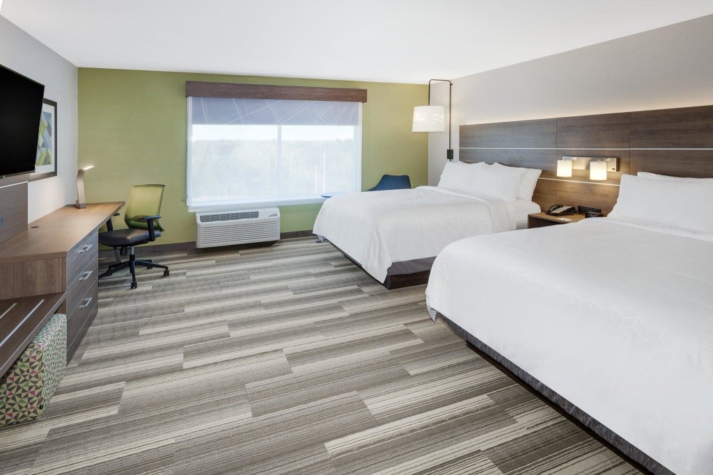 Camera Standard Holiday Inn Express & Suites - Hudson I-94, an IHG Hotel