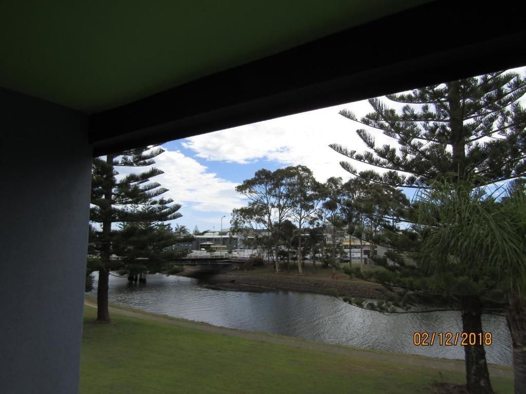 Standard Double room with balcony and with water view Le George Motel