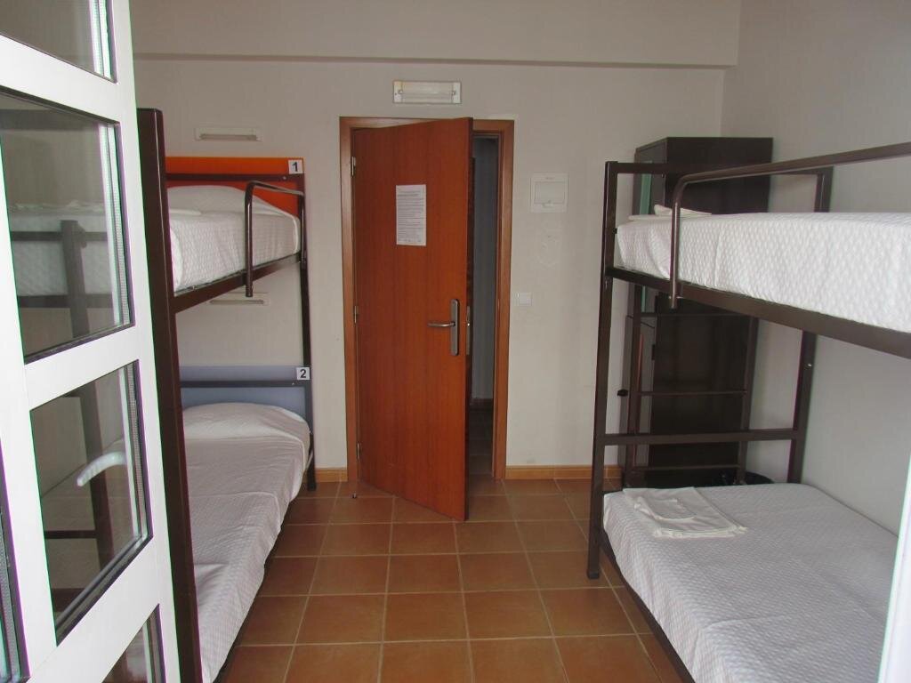 Кровать в общем номере HI Portimão - Pousada de Juventude