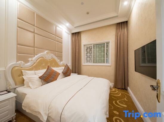 Suite Castell Hotel, Qidong