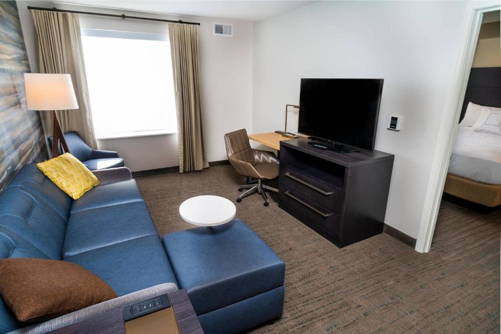 Четырёхместный люкс c 1 комнатой Residence Inn by Marriott Rocklin Roseville