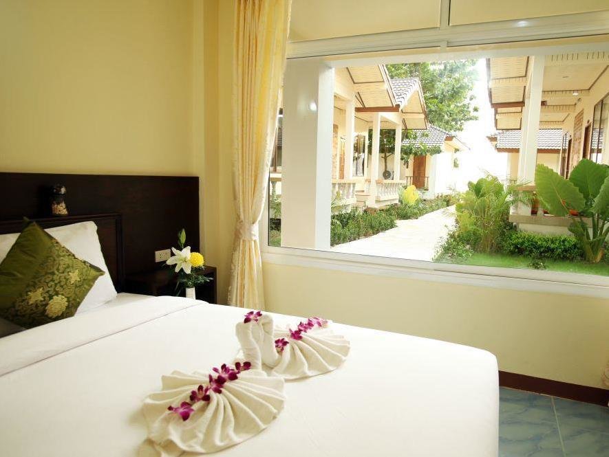 Номер Superior с видом на сад Курортный отель Amantra Resort & Spa